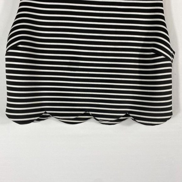 Necessary Objects Striped Scallop Crop Top Size M Black - Picture 4 of 10